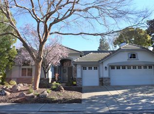 7048 Firefly Green Ln, Roseville, CA 95747