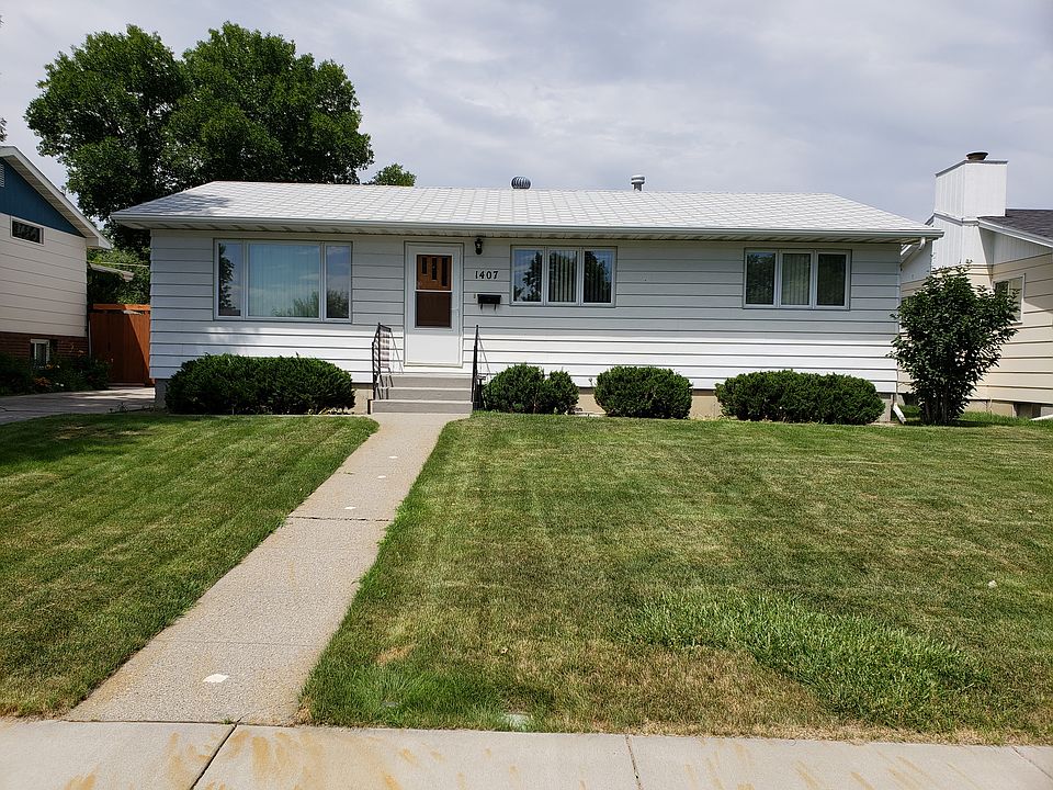 1407 Cook Ave