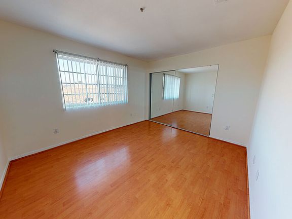 3rd image of 22421 Denker Ave APT 2