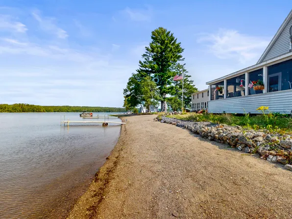 30 Kelly Road, Vassalboro, ME 04989