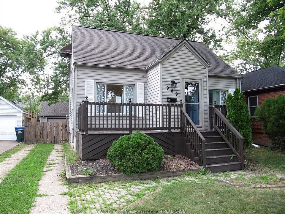 1st image of 909 Saint Marys Blvd