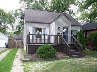 909 Saint Marys Blvd, Windsor, ON N8S 2V1