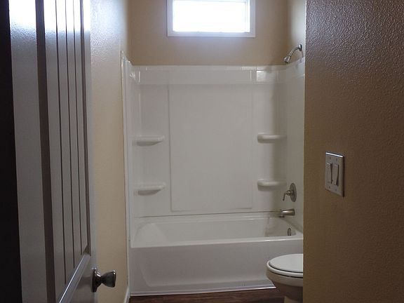 4th image of 201 Palmwood Dr #D201-a