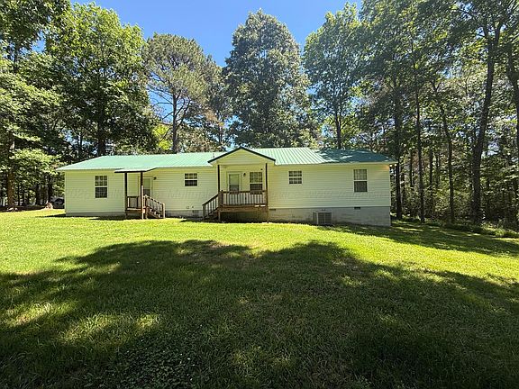 3rd image of 76 Justin Dr