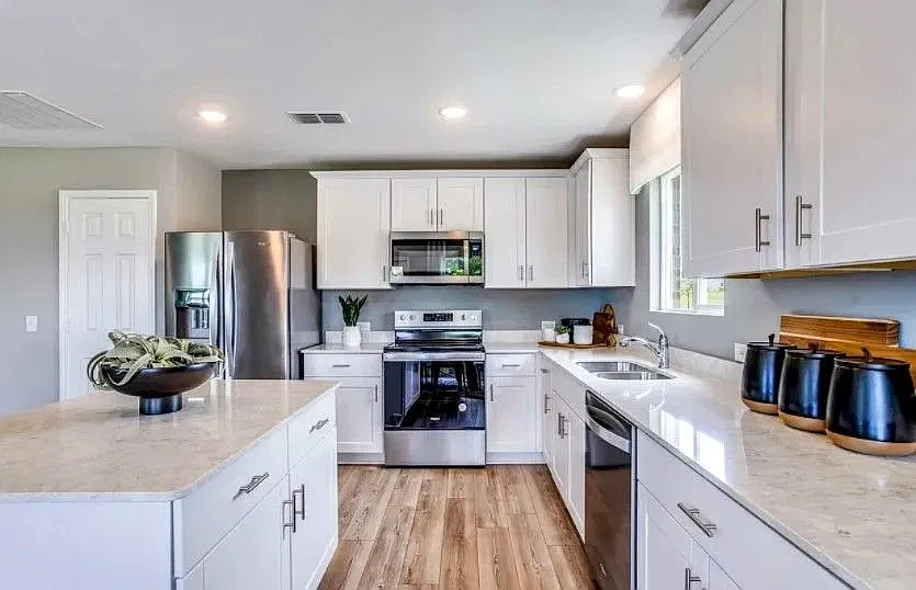4 bed, 2331 sqft, $1,250 — Photo 4