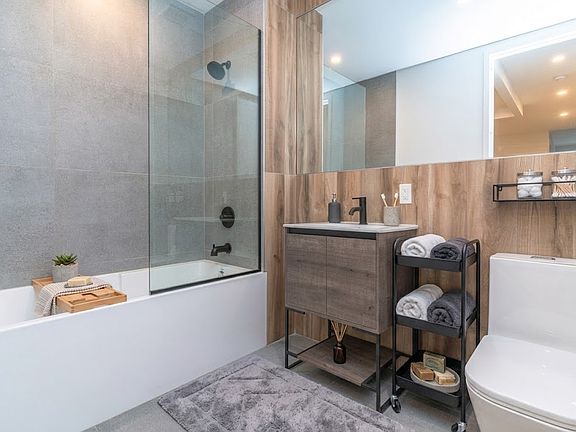 5th image of 1365 Nostrand Ave #3B
