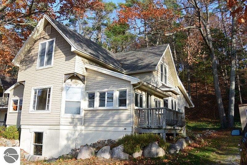 1st image of 7002 Peninsula Dr