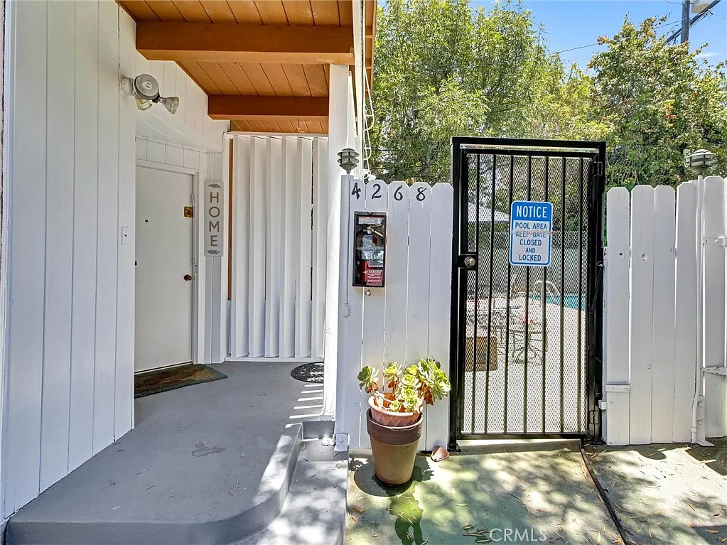 2 bed, 1400 sqft, $4,595 — Photo 2
