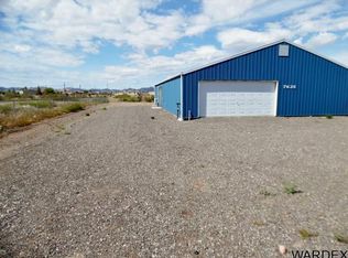 7635 W Abrigo Dr, Golden Valley, AZ 86413