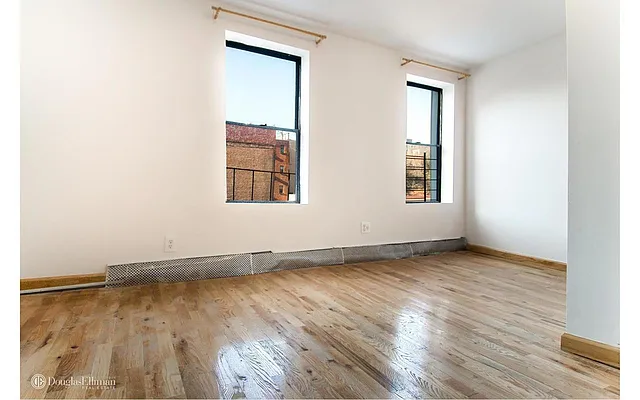 Rented by Douglas Elliman | media 14