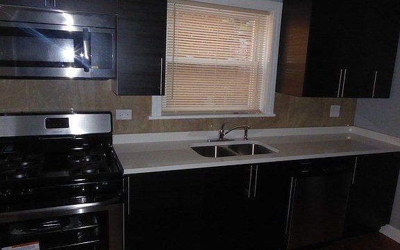 4th image of 7313 S Sacramento Ave
