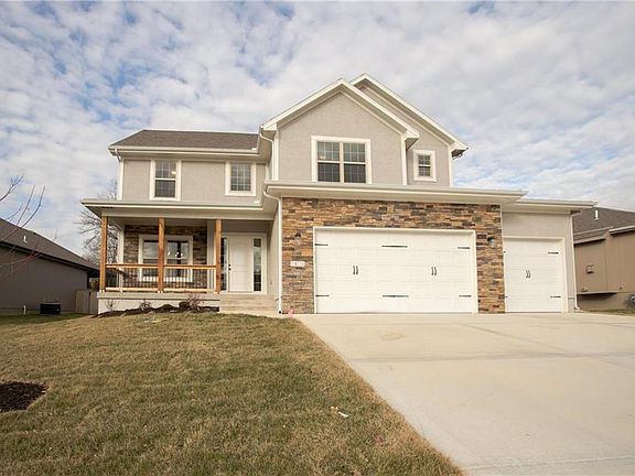 2nd image of 1408 Red Oak Ct