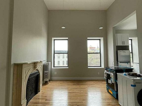 4th image of 303 Flatbush Ave APT 3F