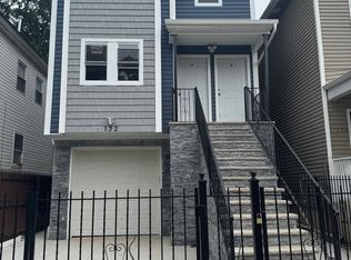 132 Steuben St #2, East Orange, NJ 07018