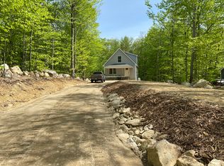 35 Escott Way, Naples, ME 04055