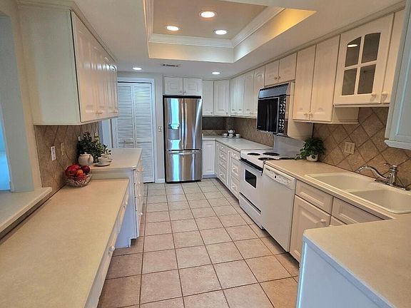 2nd image of 10014 LEISURE Lane N #42