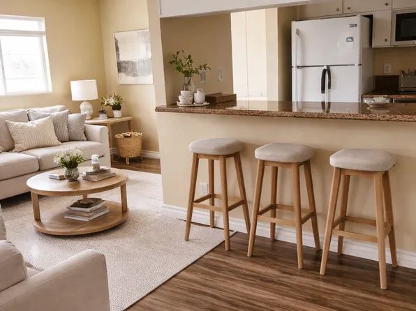 2810 W Slauson Ave APT 7, Los Angeles, CA 90043
