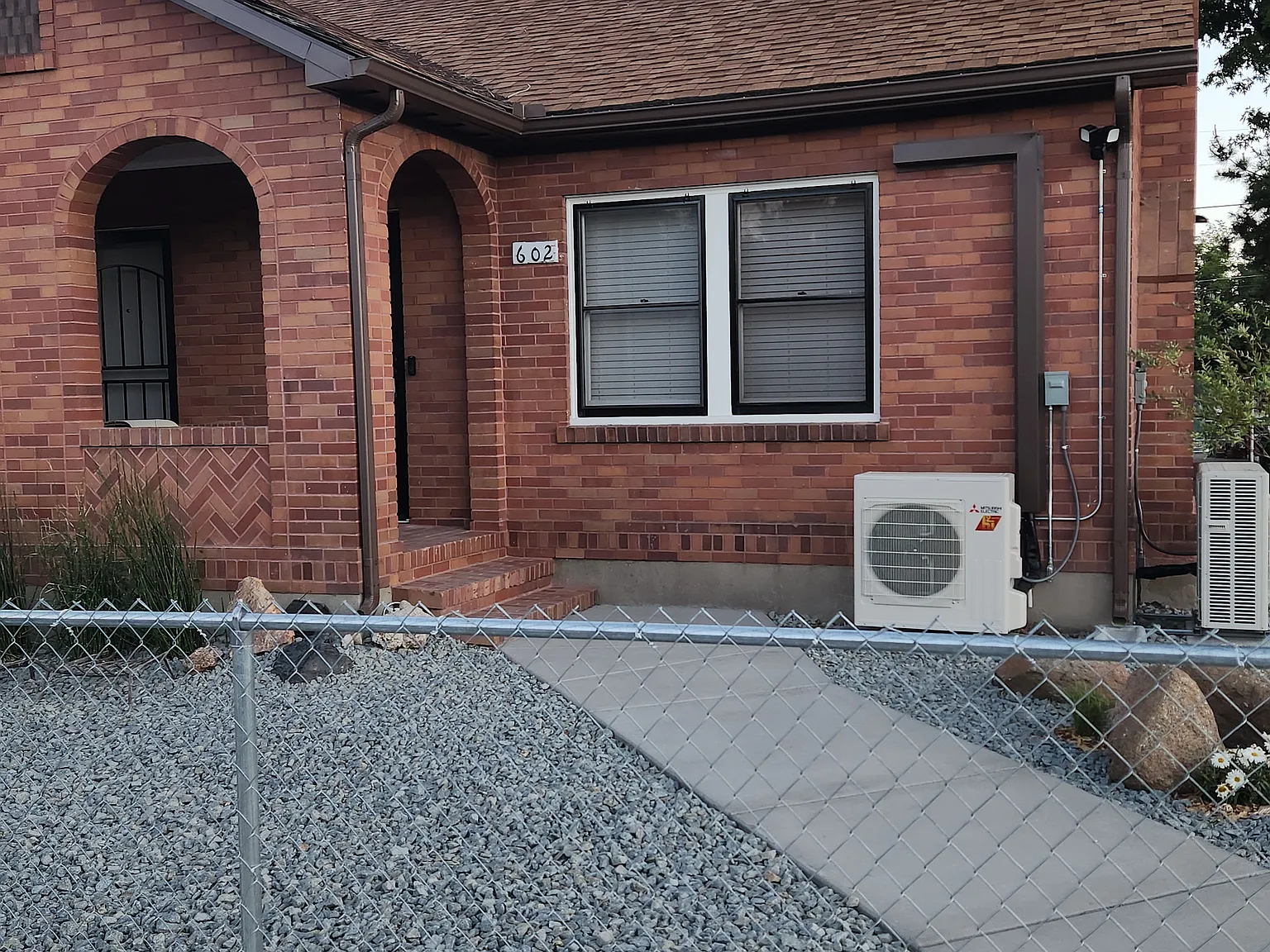1 bed, 700 sqft, $1,900 — Photo 2