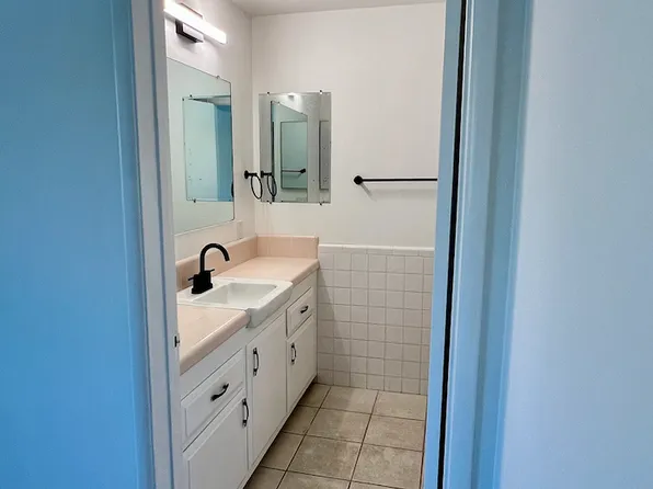 (undisclosed Address), Santa Ana, CA 92706