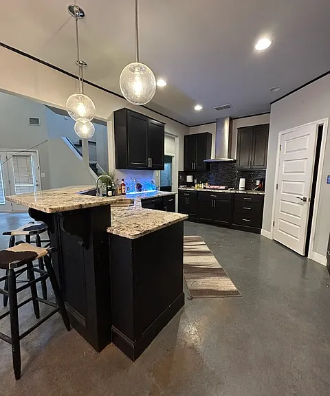 2107 Glenna Goodacre Blvd — Photo 3