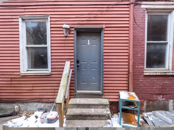 336 W 8th St #3, Newport, KY 41071