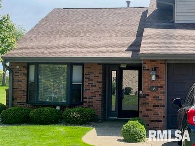 35 Prairie Village Pl, Morton, IL, 61550