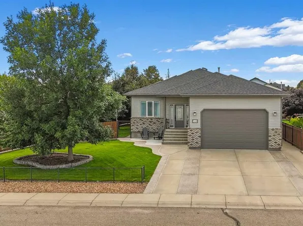 2448 W 7th Ave NE, Medicine Hat, AB T1C 1Y6