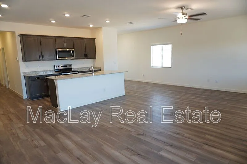 Building Photo - 659 W Crowned Dove Trl