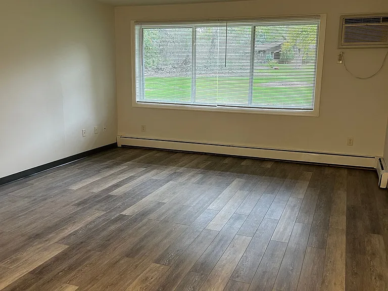 Tradewinds Apartments — Photo 45