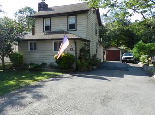 79 Highwood Rd, Parsippany-Troy Hills, NJ 07834