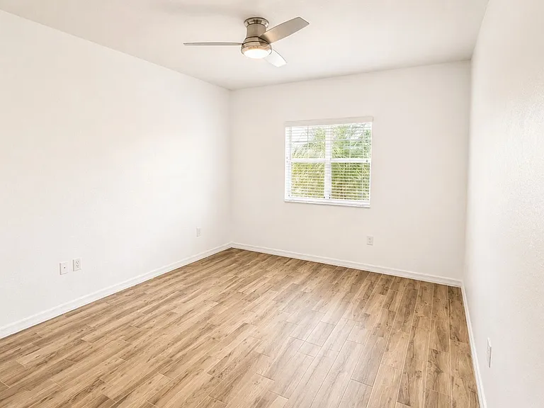 1064 N Tamiami Trl #1325 — Photo 12