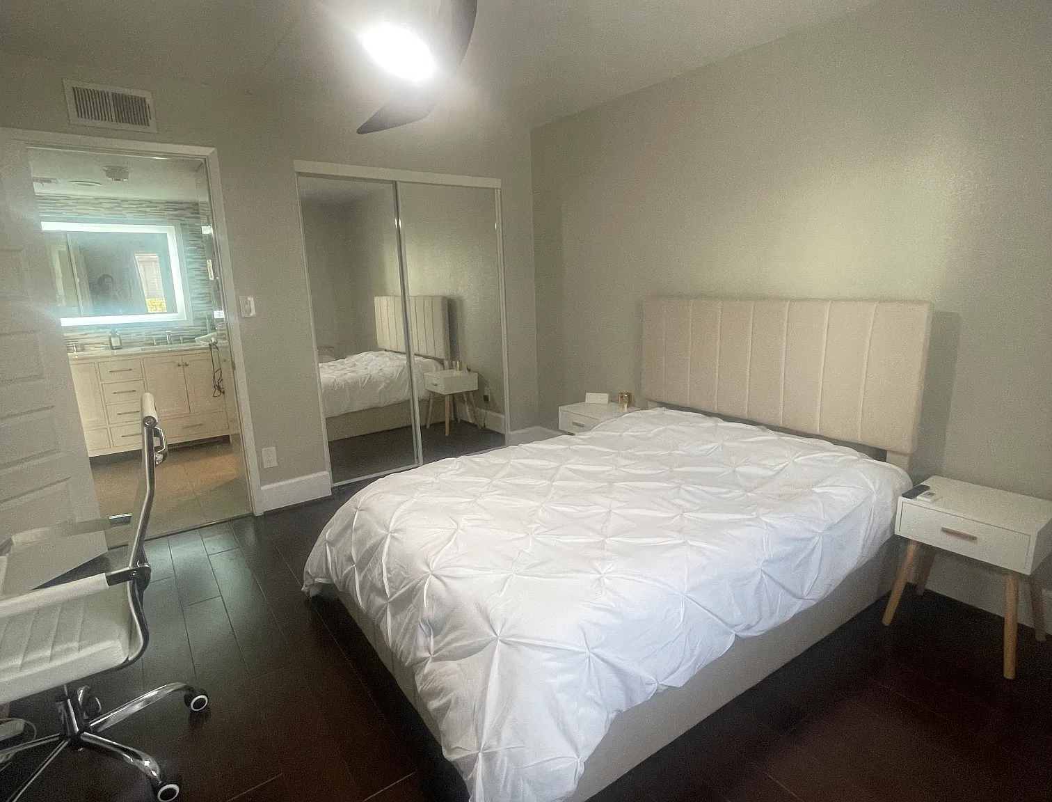 1 bed, 749 sqft, $2,000 — Photo 3