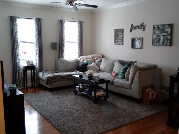 152 Hallock St, Pittsburgh, PA 15211