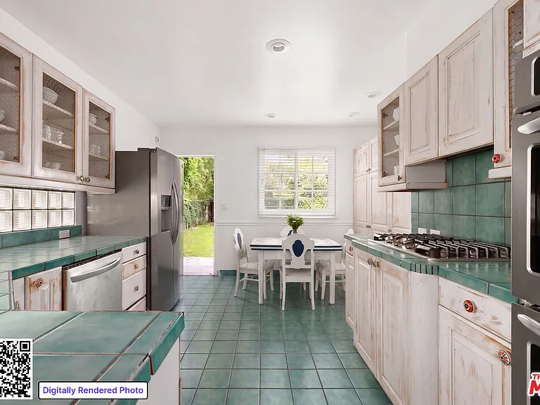 4309 Gentry Ave — Photo 12