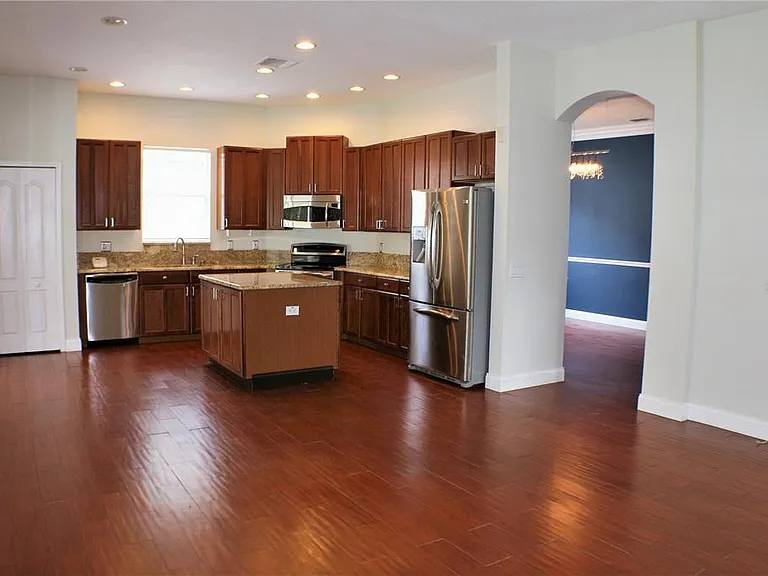 11609 Greensleeve Ave — Photo 11