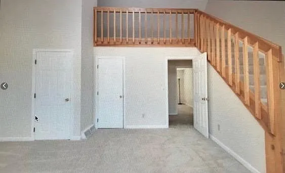 40 Winrow Dr — Photo 6