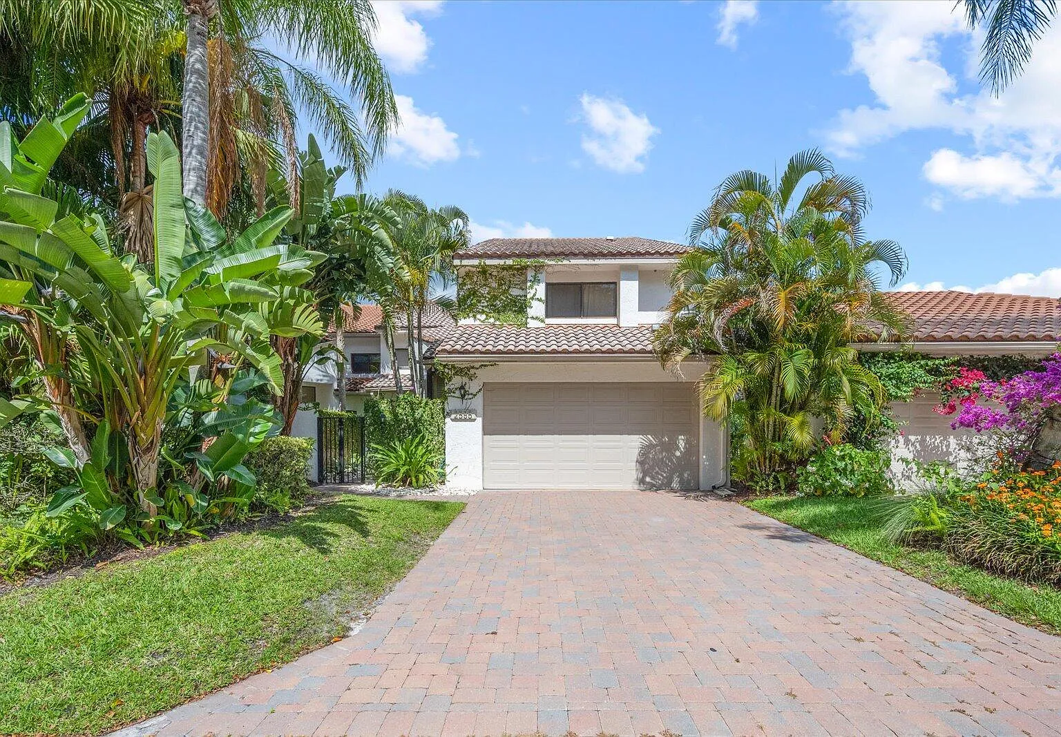 4 bed, 5.5 bath, 3163 sqft, $9,000 — Photo 1