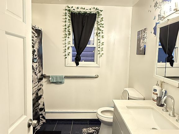 5th image of 279 Ontario St #1