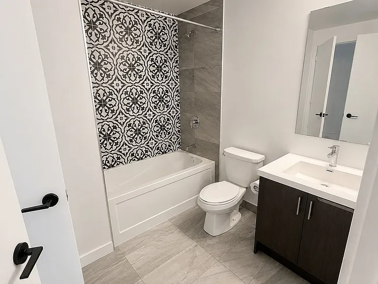60 George Butchart Dr #513 — Photo 6
