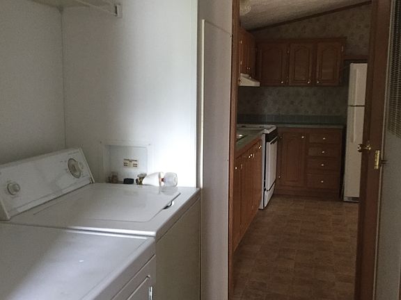 washer & dryer in unit