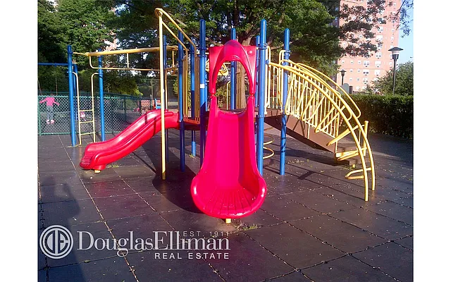 Sold by Douglas Elliman | media 16