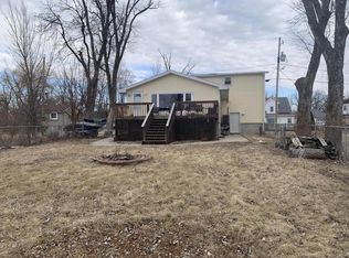 W7813 Willow Rd, Fort Atkinson, WI 53538