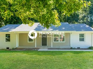 6336 Bandy Dr, Charlotte, NC 28215