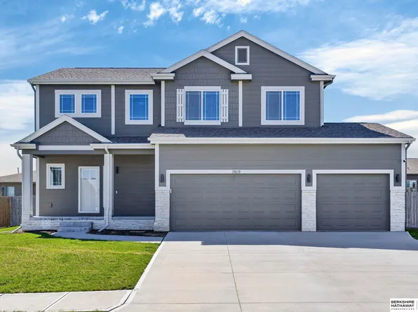 15010 S 19th St, Bellevue, NE 68123