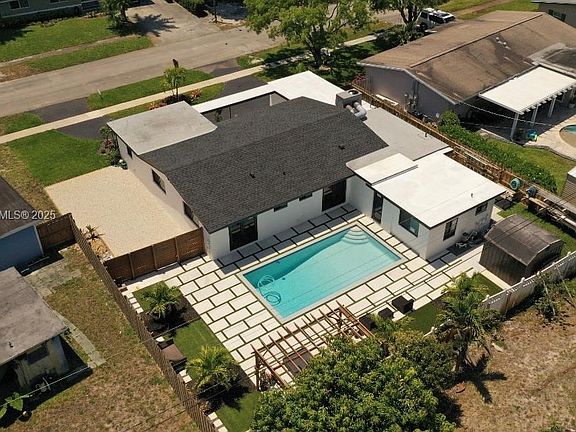 2nd image of 3609 SW 23rd St