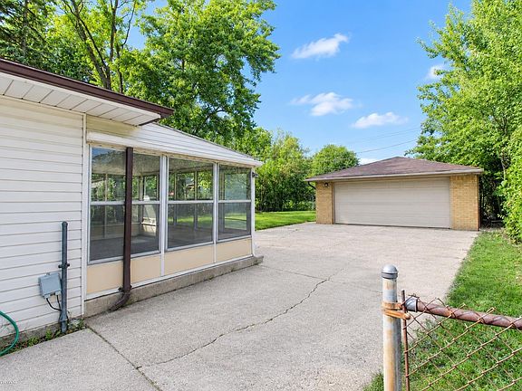 2nd image of 2131 Koper Dr