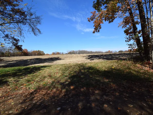 2 38th Ave, Bangor, MI 49013
