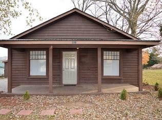 113 Oak St, Cowan, TN 37318