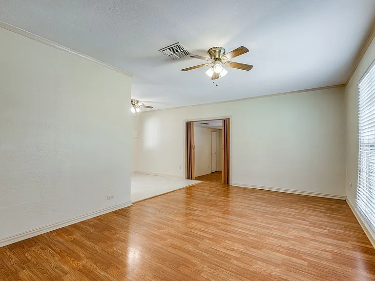 322 Byrnes Dr — Photo 12