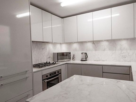 4th image of 322 W 57th St APT 45D